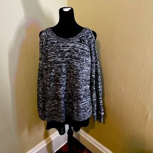 Torrid knit/lace top